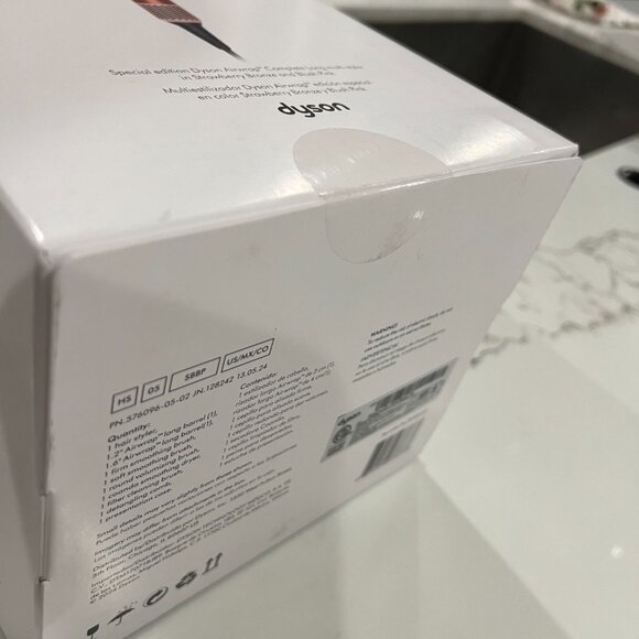 Dyson Airwrap Complete Long - Brand New In Box! - Picture 4 of 6